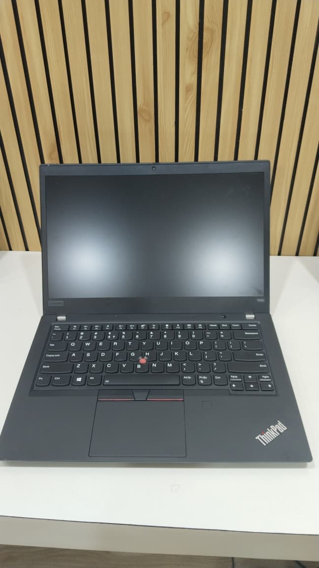 Lenovo Thinkpad T490